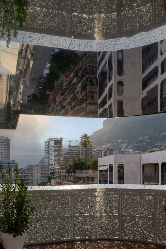http://imnotjames.com/files/gimgs/th-49_UBS Monaco_Marie Moroté-27 ciel.jpg